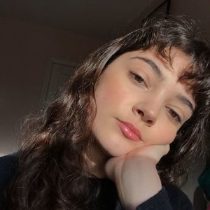 Meet your Posher, Gloria